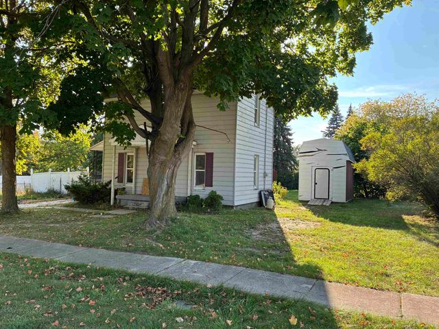 415 Dimmick Street, Owosso, MI 48867