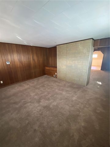 555 Steel Ave, Hempfield Twp, PA 15635