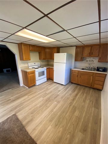 555 Steel Ave, Hempfield Twp, PA 15635
