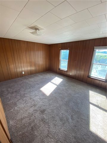 555 Steel Ave, Hempfield Twp, PA 15635