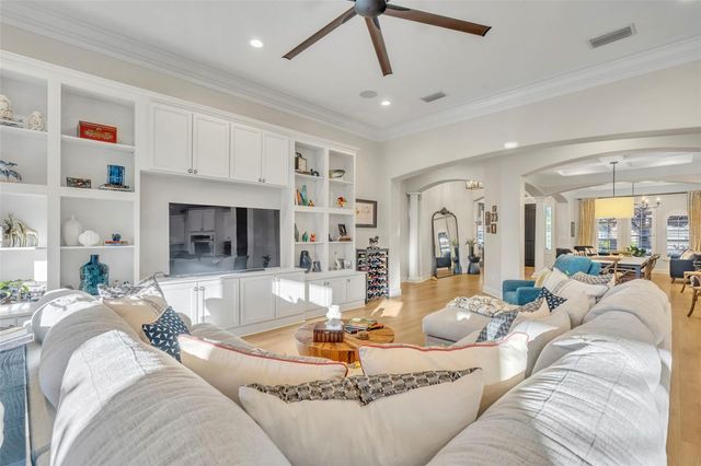 1420 CALM WATERS COURT, St Cloud, FL 34771