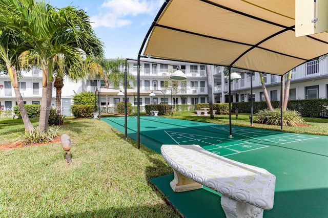 15610 NE 6th Ave 18C, Miami, FL 33162
