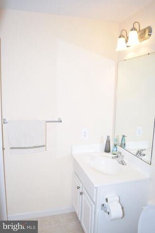 3791 LOUISE AVE, Chantilly, VA 20151