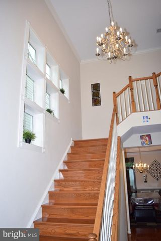 3791 LOUISE AVE, Chantilly, VA 20151