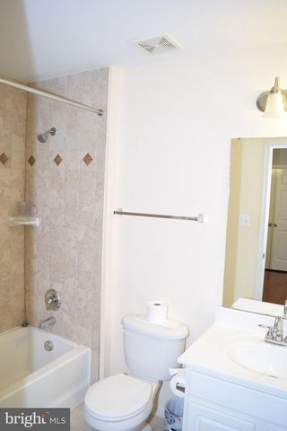 3791 LOUISE AVE, Chantilly, VA 20151