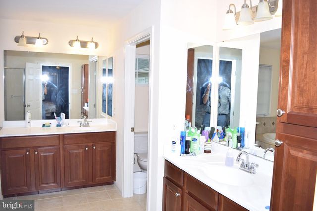 3791 LOUISE AVE, Chantilly, VA 20151