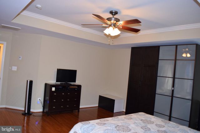 3791 LOUISE AVE, Chantilly, VA 20151