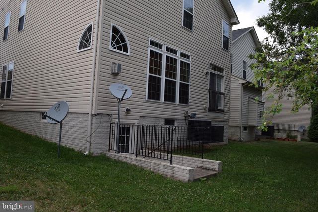 3791 LOUISE AVE, Chantilly, VA 20151