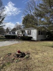 30 Elm Lane, Pleasant Valley, NY 12569