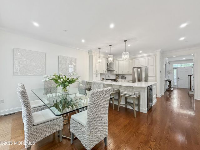 6 Cottrell Court, Old Bridge, NJ 08857