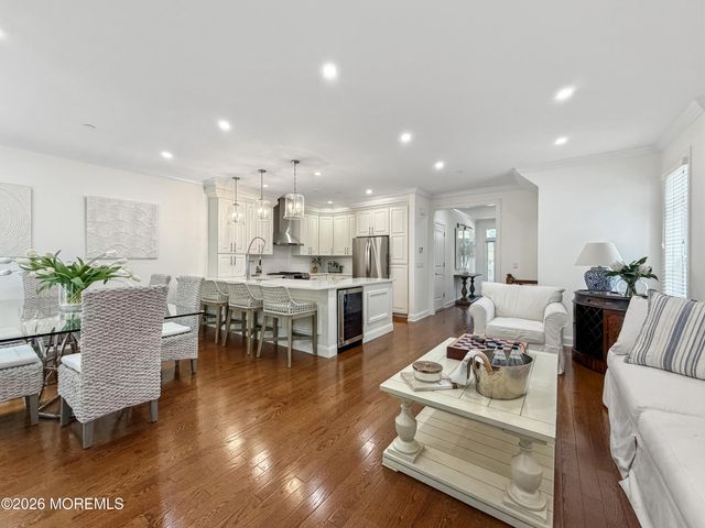 6 Cottrell Court, Old Bridge, NJ 08857