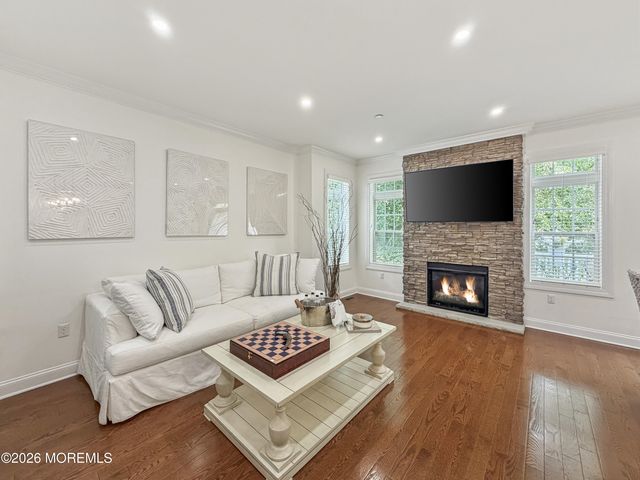 6 Cottrell Court, Old Bridge, NJ 08857
