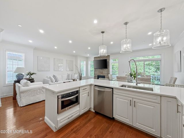 6 Cottrell Court, Old Bridge, NJ 08857