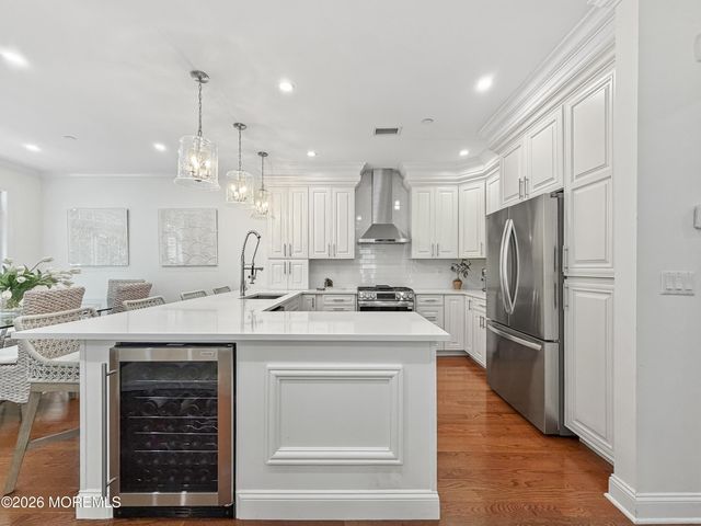 6 Cottrell Court, Old Bridge, NJ 08857