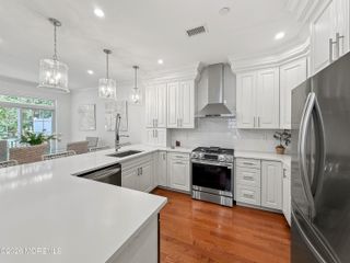 6 Cottrell Court, Old Bridge, NJ 08857