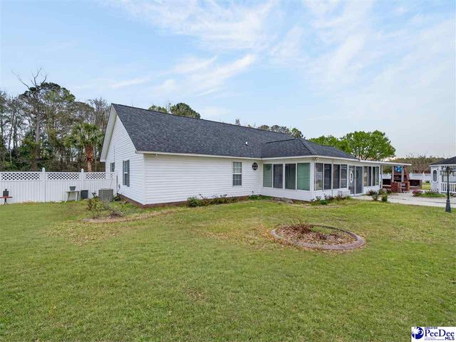 3188 Raccoon Rd, Manning, SC 29102
