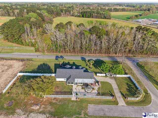 3188 Raccoon Rd, Manning, SC 29102