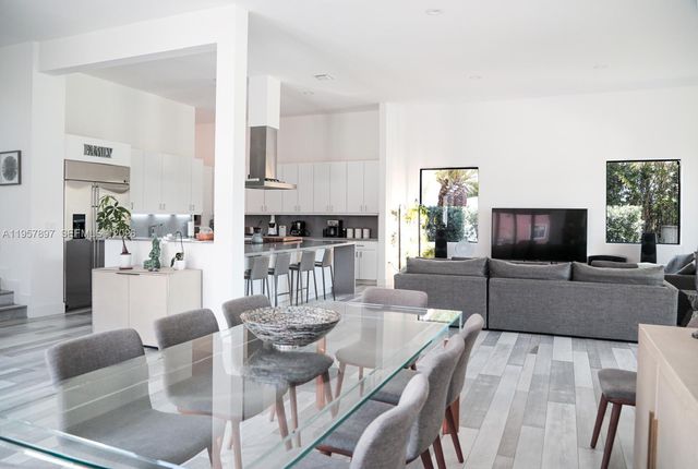 19209 SW 80th Ct, Cutler Bay, FL 33157