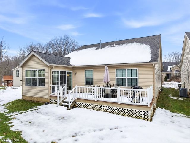 2551 Edgebrook Crossing, Twinsburg, OH 44087