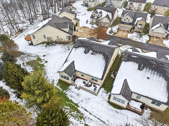 2551 Edgebrook Crossing, Twinsburg, OH 44087