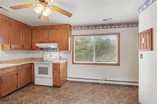 160 Ward Road, Eden, NC 27288
