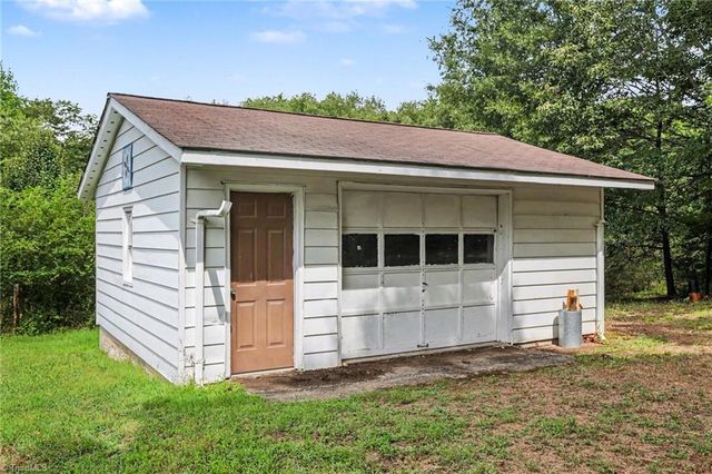 160 Ward Road, Eden, NC 27288