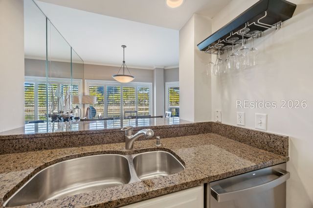 2 Shelter Cove Ln Apt 207, Hilton Head Island, SC 29928