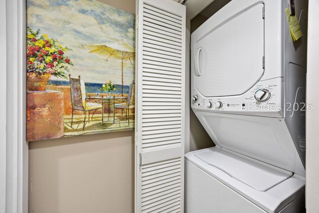 2 Shelter Cove Ln Apt 207, Hilton Head Island, SC 29928