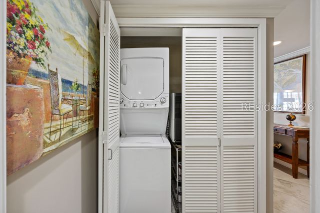 2 Shelter Cove Ln Apt 207, Hilton Head Island, SC 29928