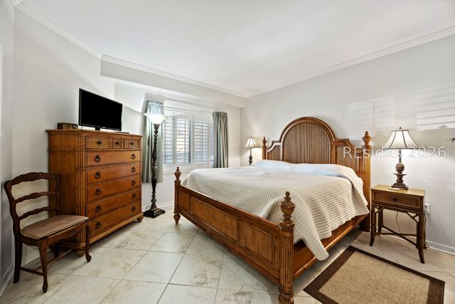 2 Shelter Cove Ln Apt 207, Hilton Head Island, SC 29928