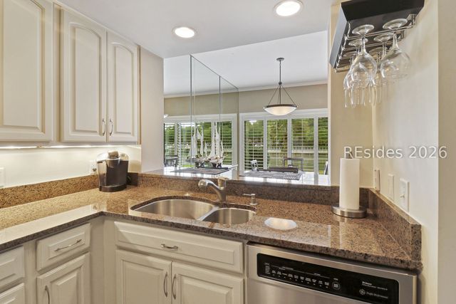 2 Shelter Cove Ln Apt 207, Hilton Head Island, SC 29928