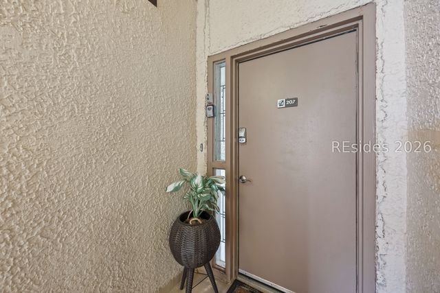 2 Shelter Cove Ln Apt 207, Hilton Head Island, SC 29928