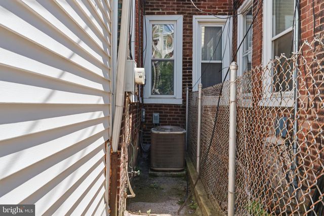 2822 CEDAR ST, Philadelphia, PA 19134