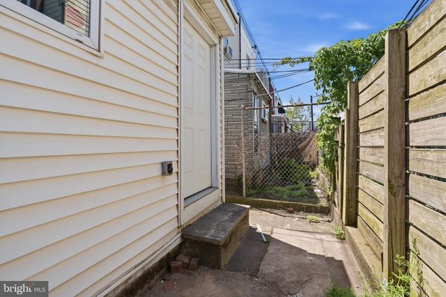 2822 CEDAR ST, Philadelphia, PA 19134
