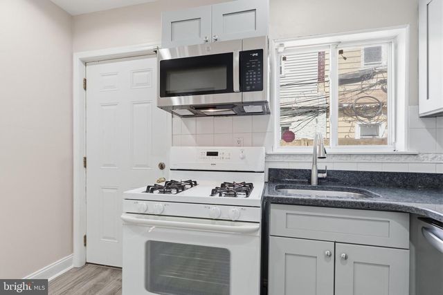 2822 CEDAR ST, Philadelphia, PA 19134
