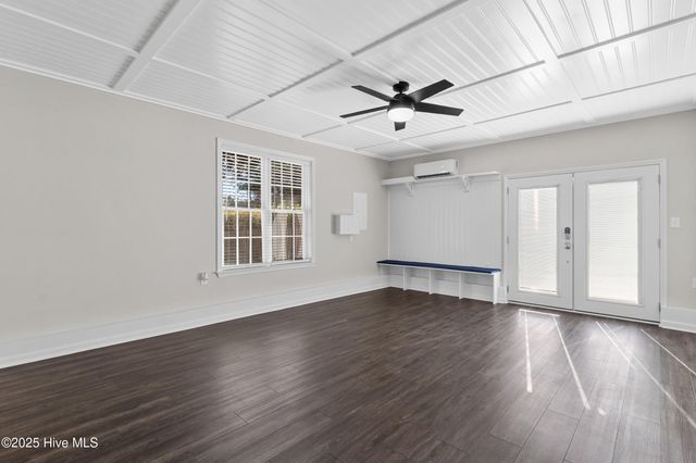 4300 Pennhurst Court, Wilmington, NC 28405