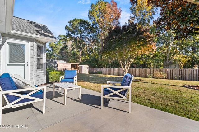 4300 Pennhurst Court, Wilmington, NC 28405