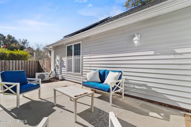 4300 Pennhurst Court, Wilmington, NC 28405