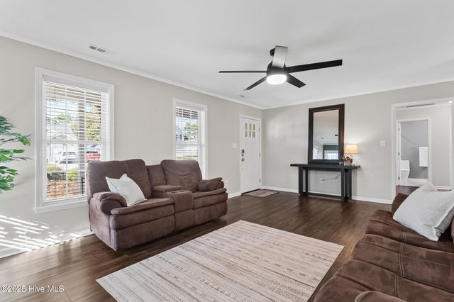 4300 Pennhurst Court, Wilmington, NC 28405