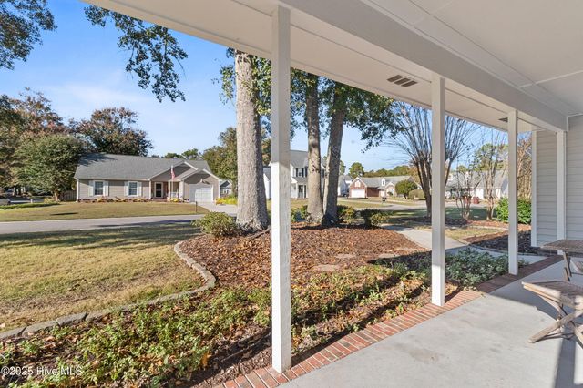 4300 Pennhurst Court, Wilmington, NC 28405