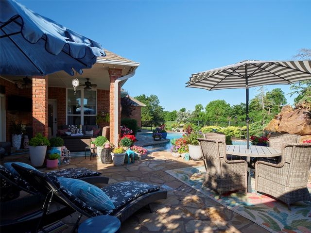 205 W Waterfront Drive, Tuttle, OK 73089