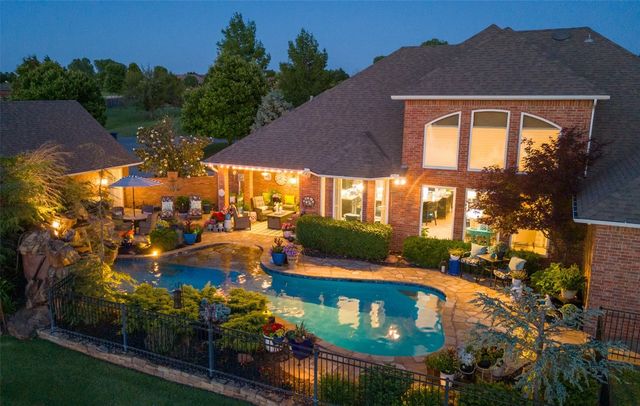 205 W Waterfront Drive, Tuttle, OK 73089