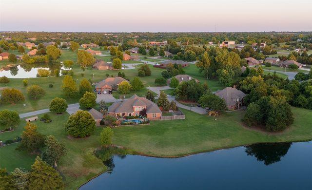 205 W Waterfront Drive, Tuttle, OK 73089