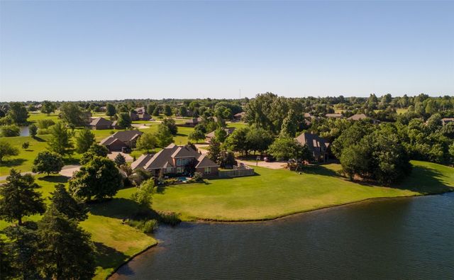205 W Waterfront Drive, Tuttle, OK 73089