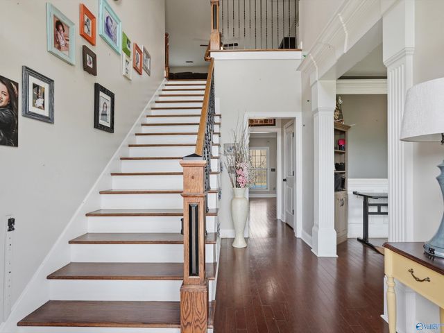 7553 Crestridge Drive, Owens Cross Roads, AL 35763