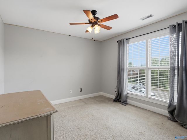 7553 Crestridge Drive, Owens Cross Roads, AL 35763
