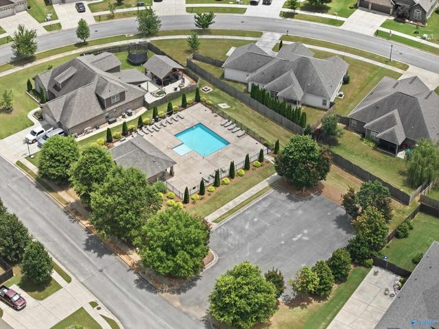 7553 Crestridge Drive, Owens Cross Roads, AL 35763