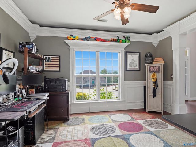 7553 Crestridge Drive, Owens Cross Roads, AL 35763
