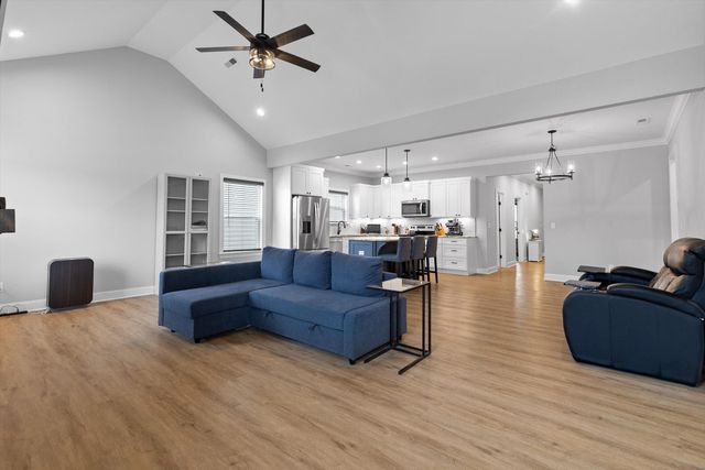 1046 Silverpine Drive, Chattanooga, TN 37421