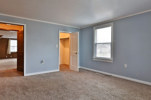 109 W Walnut Street, New Sharon, IA 50207